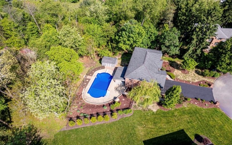 1120 Sandstone Rd, Greensburg, 15601, 4 Bedrooms Bedrooms, 9 Rooms Rooms,3.1 BathroomsBathrooms,Residential,For Sale,Sandstone Rd,1752868