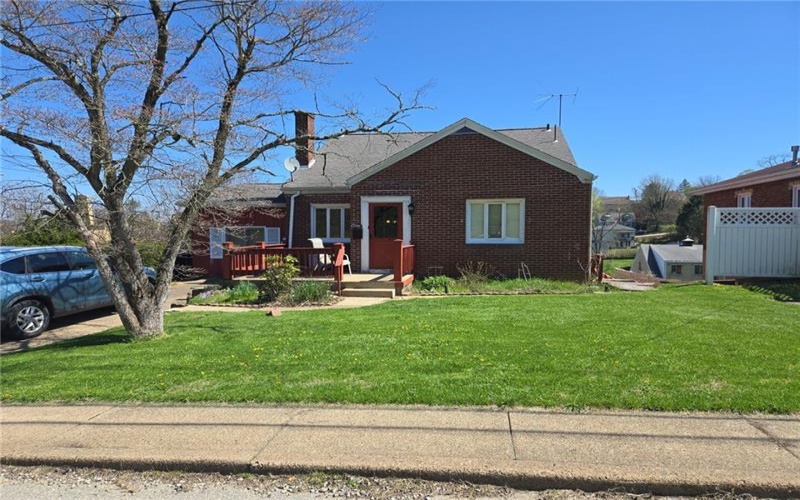 1300 Graham Ave, Monessen, 15062, 3 Bedrooms Bedrooms, 10 Rooms Rooms,2 BathroomsBathrooms,Residential,For Sale,Graham Ave,1751649