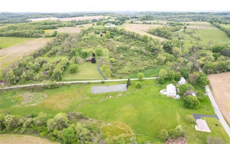 258 Firestone Rd, Greensburg, 15601, 3 Bedrooms Bedrooms, 10 Rooms Rooms,2.1 BathroomsBathrooms,Residential,For Sale,Firestone Rd,1752919