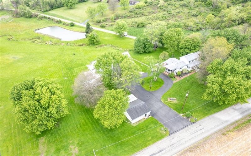 258 Firestone Rd, Greensburg, 15601, 3 Bedrooms Bedrooms, 10 Rooms Rooms,2.1 BathroomsBathrooms,Residential,For Sale,Firestone Rd,1752919