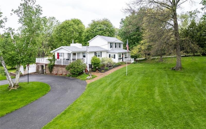 258 Firestone Rd, Greensburg, 15601, 3 Bedrooms Bedrooms, 10 Rooms Rooms,2.1 BathroomsBathrooms,Residential,For Sale,Firestone Rd,1752919