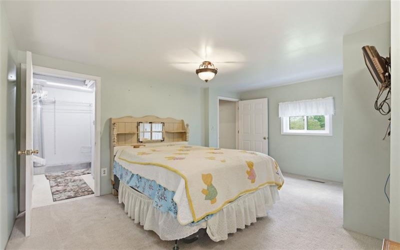 258 Firestone Rd, Greensburg, 15601, 3 Bedrooms Bedrooms, 10 Rooms Rooms,2.1 BathroomsBathrooms,Residential,For Sale,Firestone Rd,1752919