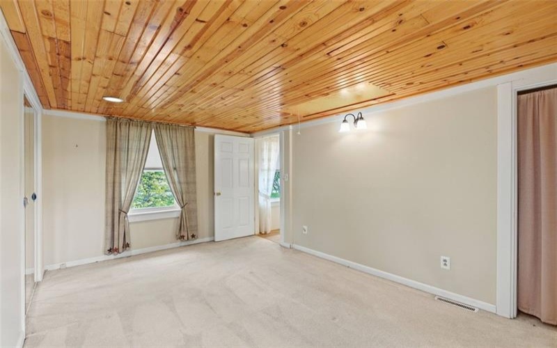 258 Firestone Rd, Greensburg, 15601, 3 Bedrooms Bedrooms, 10 Rooms Rooms,2.1 BathroomsBathrooms,Residential,For Sale,Firestone Rd,1752919