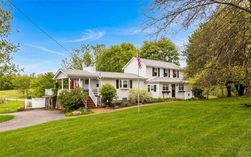 258 Firestone Rd, Greensburg, 15601, 3 Bedrooms Bedrooms, 10 Rooms Rooms,2.1 BathroomsBathrooms,Residential,For Sale,Firestone Rd,1752919