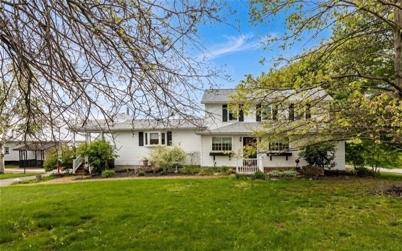 258 Firestone Rd, Greensburg, 15601, 3 Bedrooms Bedrooms, 10 Rooms Rooms,2.1 BathroomsBathrooms,Residential,For Sale,Firestone Rd,1752919