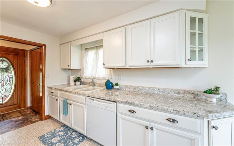 129 FRANKLIN DRIVE, GREENSBURG, 15601, 3 Bedrooms Bedrooms, 10 Rooms Rooms,1.1 BathroomsBathrooms,Residential,For Sale,FRANKLIN DRIVE,1752630