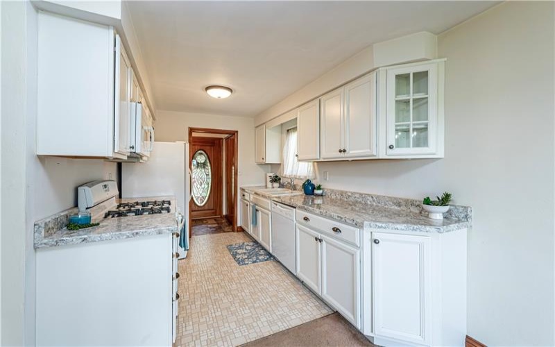 129 FRANKLIN DRIVE, GREENSBURG, 15601, 3 Bedrooms Bedrooms, 10 Rooms Rooms,1.1 BathroomsBathrooms,Residential,For Sale,FRANKLIN DRIVE,1752630