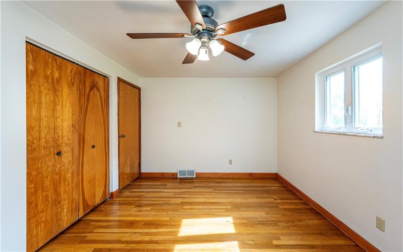 129 FRANKLIN DRIVE, GREENSBURG, 15601, 3 Bedrooms Bedrooms, 10 Rooms Rooms,1.1 BathroomsBathrooms,Residential,For Sale,FRANKLIN DRIVE,1752630