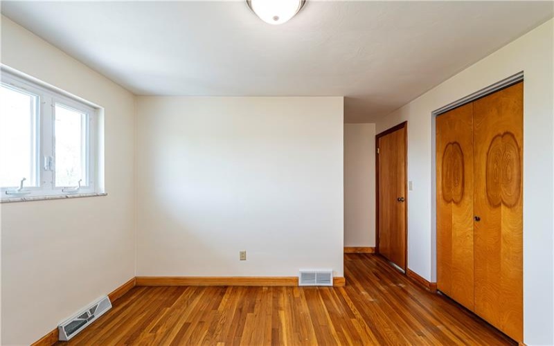 129 FRANKLIN DRIVE, GREENSBURG, 15601, 3 Bedrooms Bedrooms, 10 Rooms Rooms,1.1 BathroomsBathrooms,Residential,For Sale,FRANKLIN DRIVE,1752630