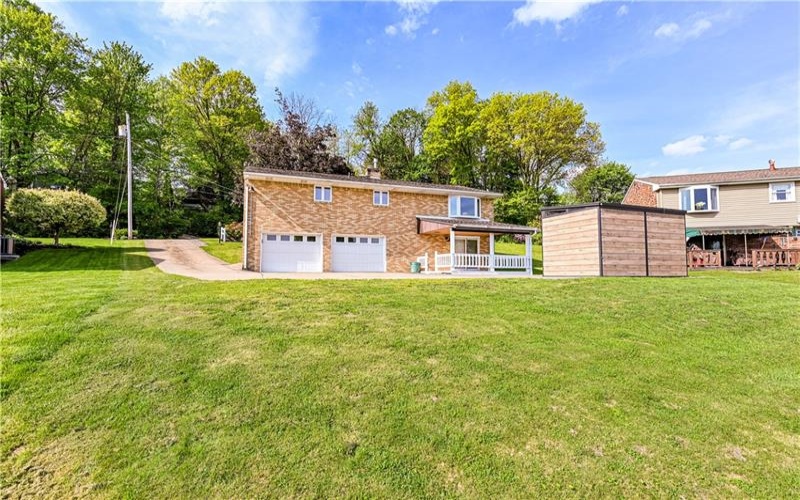 129 FRANKLIN DRIVE, GREENSBURG, 15601, 3 Bedrooms Bedrooms, 10 Rooms Rooms,1.1 BathroomsBathrooms,Residential,For Sale,FRANKLIN DRIVE,1752630