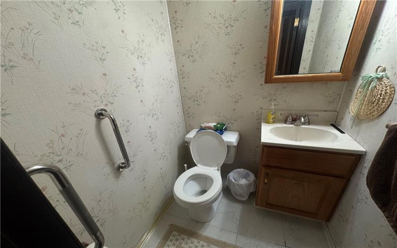346 Sunshine Ave, Central City, 15926, 4 Bedrooms Bedrooms, ,1.1 BathroomsBathrooms,Residential,For Sale,Sunshine Ave,1752827
