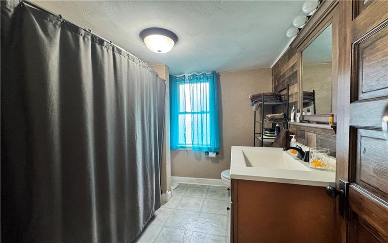 735 Maiden St, Washington, 15301, 2 Bedrooms Bedrooms, 7 Rooms Rooms,2 BathroomsBathrooms,Residential,For Sale,Maiden St,1752928