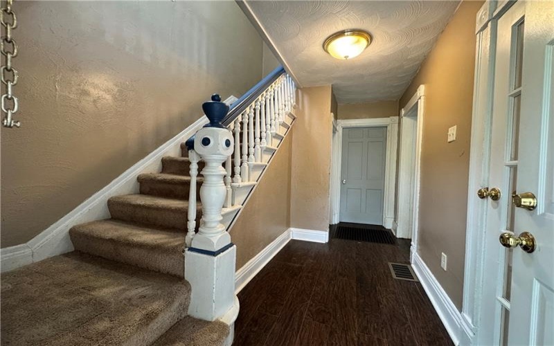 735 Maiden St, Washington, 15301, 2 Bedrooms Bedrooms, 7 Rooms Rooms,2 BathroomsBathrooms,Residential,For Sale,Maiden St,1752928