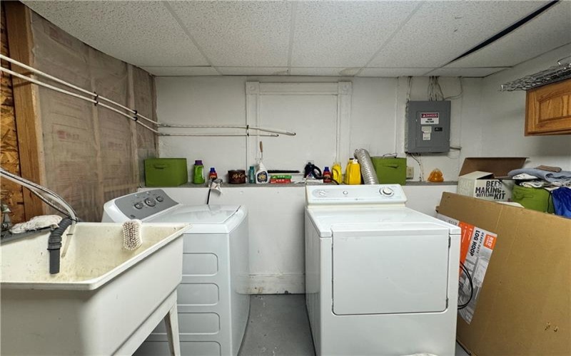 735 Maiden St, Washington, 15301, 2 Bedrooms Bedrooms, 7 Rooms Rooms,2 BathroomsBathrooms,Residential,For Sale,Maiden St,1752928