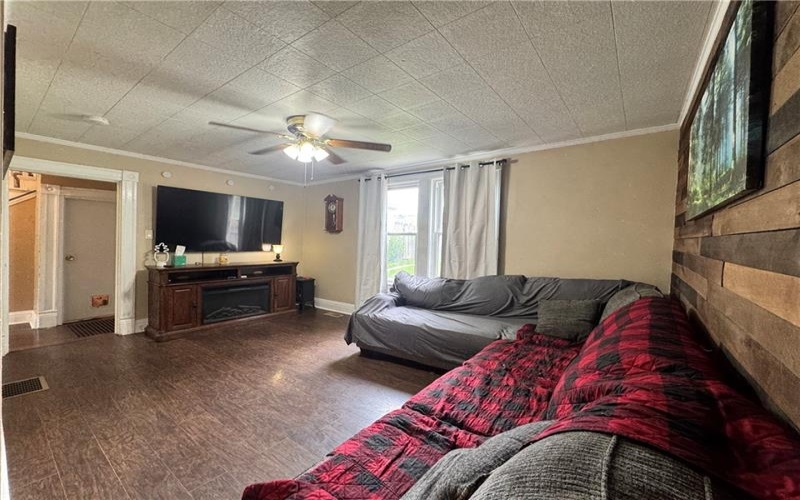 735 Maiden St, Washington, 15301, 2 Bedrooms Bedrooms, 7 Rooms Rooms,2 BathroomsBathrooms,Residential,For Sale,Maiden St,1752928