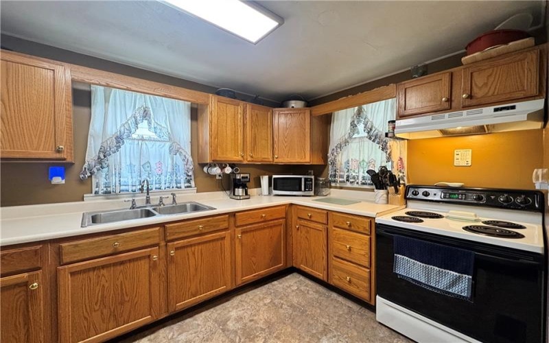 735 Maiden St, Washington, 15301, 2 Bedrooms Bedrooms, 7 Rooms Rooms,2 BathroomsBathrooms,Residential,For Sale,Maiden St,1752928
