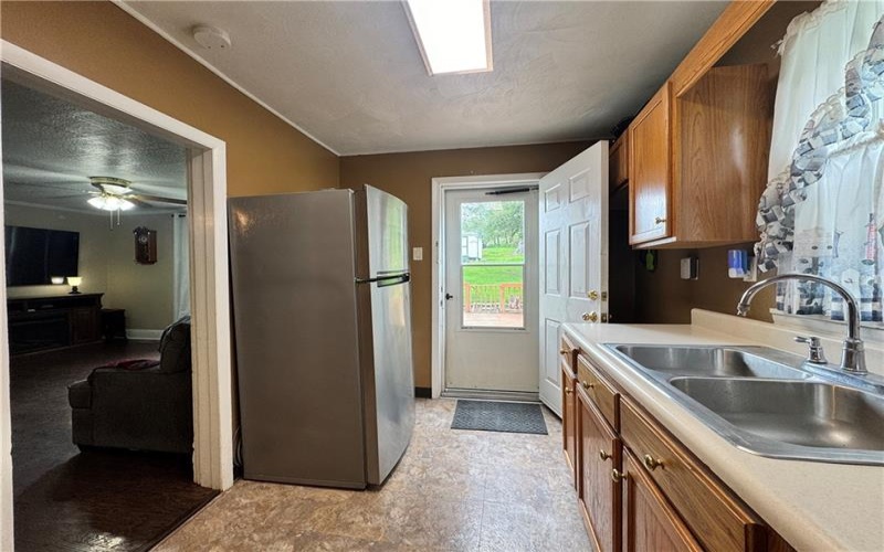 735 Maiden St, Washington, 15301, 2 Bedrooms Bedrooms, 7 Rooms Rooms,2 BathroomsBathrooms,Residential,For Sale,Maiden St,1752928