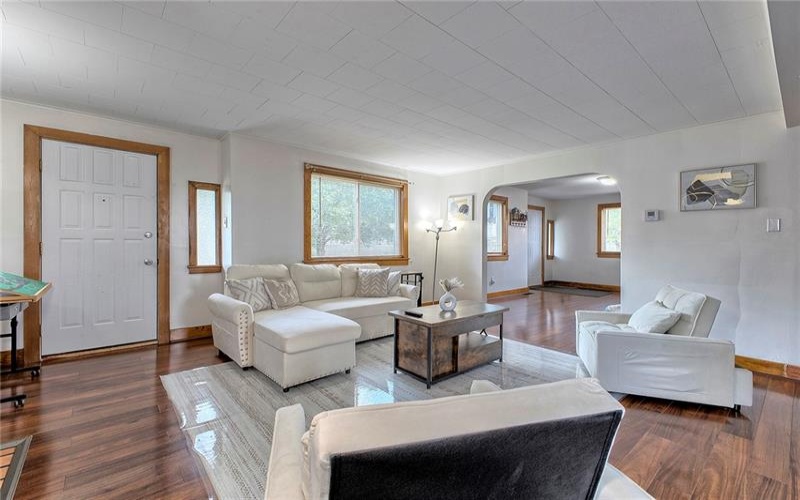 155 Lenox St, Uniontown, 15401, 4 Bedrooms Bedrooms, 7 Rooms Rooms,2.1 BathroomsBathrooms,Residential,For Sale,Lenox St,1752929