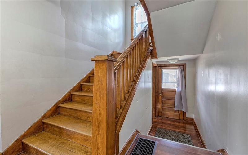 155 Lenox St, Uniontown, 15401, 4 Bedrooms Bedrooms, 7 Rooms Rooms,2.1 BathroomsBathrooms,Residential,For Sale,Lenox St,1752929