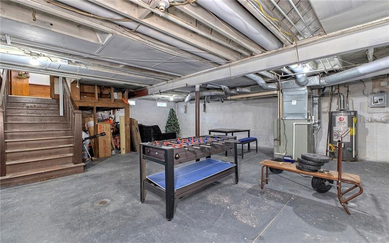 155 Lenox St, Uniontown, 15401, 4 Bedrooms Bedrooms, 7 Rooms Rooms,2.1 BathroomsBathrooms,Residential,For Sale,Lenox St,1752929