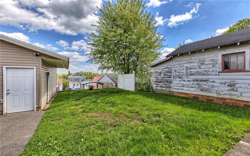 155 Lenox St, Uniontown, 15401, 4 Bedrooms Bedrooms, 7 Rooms Rooms,2.1 BathroomsBathrooms,Residential,For Sale,Lenox St,1752929