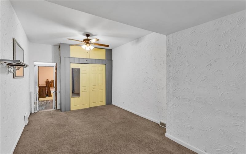 1909 Freeport Rd, New Kensington, 15068, 2 Bedrooms Bedrooms, 9 Rooms Rooms,1 BathroomBathrooms,Residential,For Sale,Freeport Rd,1736517