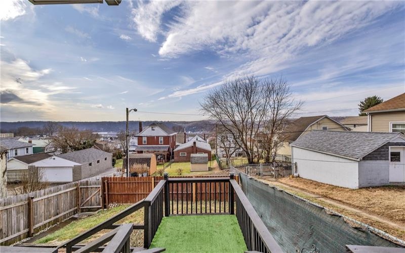 1909 Freeport Rd, New Kensington, 15068, 2 Bedrooms Bedrooms, 9 Rooms Rooms,1 BathroomBathrooms,Residential,For Sale,Freeport Rd,1736517