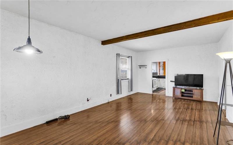 1909 Freeport Rd, New Kensington, 15068, 2 Bedrooms Bedrooms, 9 Rooms Rooms,1 BathroomBathrooms,Residential,For Sale,Freeport Rd,1736517