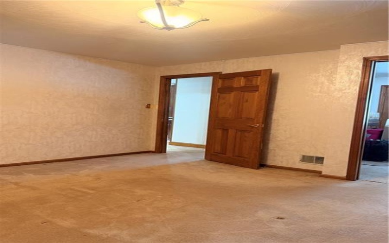 108 Oriole Drive, New Alexandria, 15670, 4 Bedrooms Bedrooms, ,2 BathroomsBathrooms,Residential,For Sale,Oriole Drive,1739444