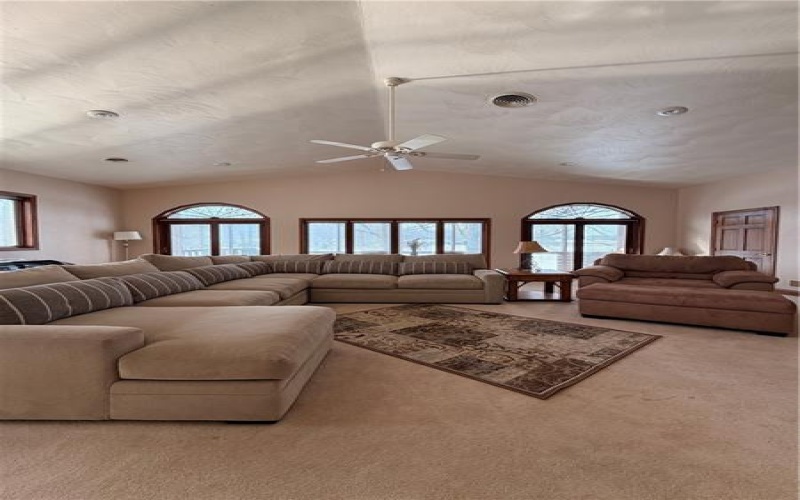 108 Oriole Drive, New Alexandria, 15670, 4 Bedrooms Bedrooms, ,2 BathroomsBathrooms,Residential,For Sale,Oriole Drive,1739444