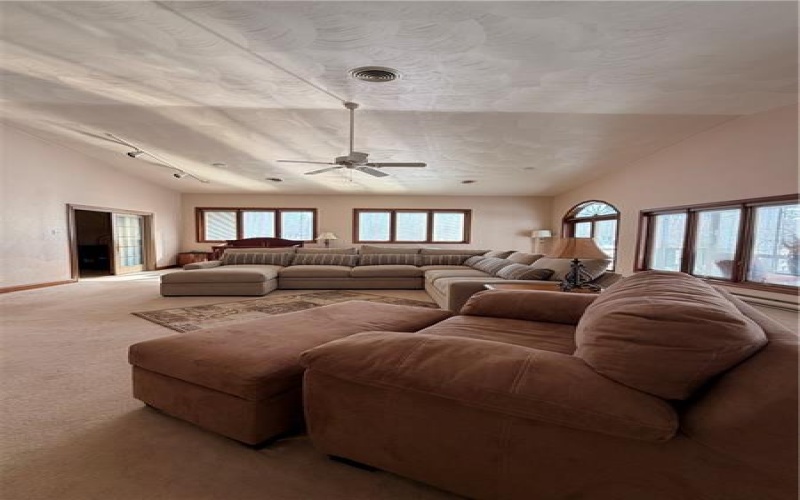 108 Oriole Drive, New Alexandria, 15670, 4 Bedrooms Bedrooms, ,2 BathroomsBathrooms,Residential,For Sale,Oriole Drive,1739444