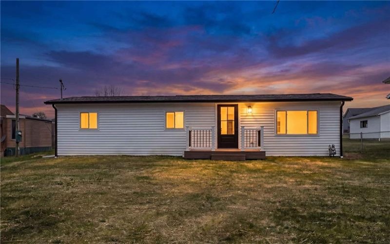 265 Ewing St, Meadow Lands, 15347, 3 Bedrooms Bedrooms, 9 Rooms Rooms,2 BathroomsBathrooms,Residential,For Sale,Ewing St,1748571