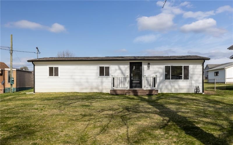 265 Ewing St, Meadow Lands, 15347, 3 Bedrooms Bedrooms, 9 Rooms Rooms,2 BathroomsBathrooms,Residential,For Sale,Ewing St,1748571