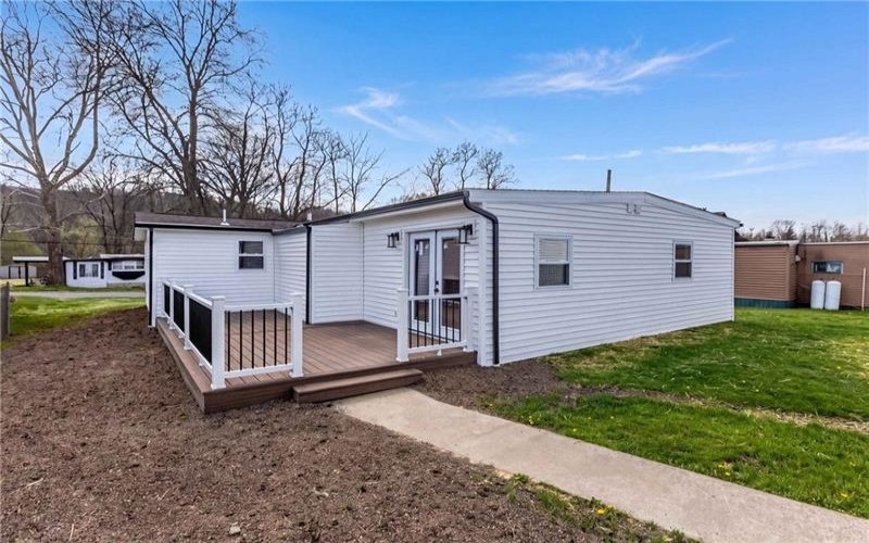 265 Ewing St, Meadow Lands, 15347, 3 Bedrooms Bedrooms, 9 Rooms Rooms,2 BathroomsBathrooms,Residential,For Sale,Ewing St,1748571