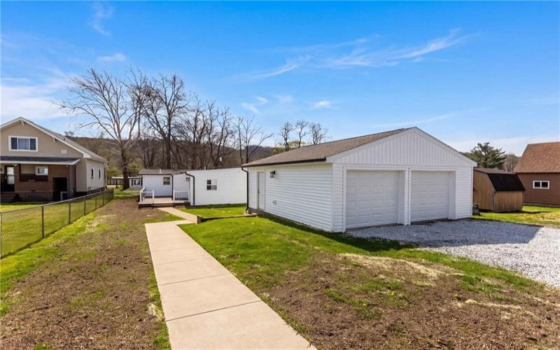 265 Ewing St, Meadow Lands, 15347, 3 Bedrooms Bedrooms, 9 Rooms Rooms,2 BathroomsBathrooms,Residential,For Sale,Ewing St,1748571