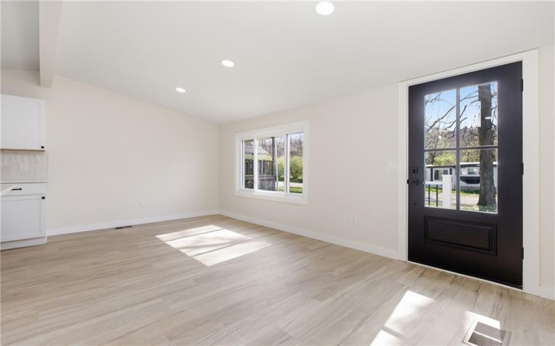 265 Ewing St, Meadow Lands, 15347, 3 Bedrooms Bedrooms, 9 Rooms Rooms,2 BathroomsBathrooms,Residential,For Sale,Ewing St,1748571