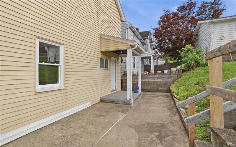 1135 Graham Avenue, Monessen, 15062, 3 Bedrooms Bedrooms, ,1 BathroomBathrooms,Residential,For Sale,Graham Avenue,1752582