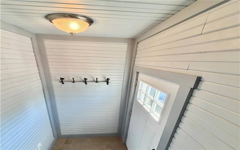 1180 National Pike, Hopwood, 15445, 1 Bedroom Bedrooms, ,1 BathroomBathrooms,Lease,For Rent,National Pike,1752702