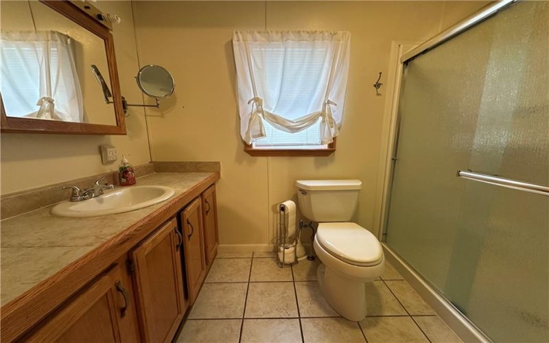 1021 St Clair St, Latrobe, 15650, 2 Bedrooms Bedrooms, 7 Rooms Rooms,2 BathroomsBathrooms,Residential,For Sale,St Clair St,1752950