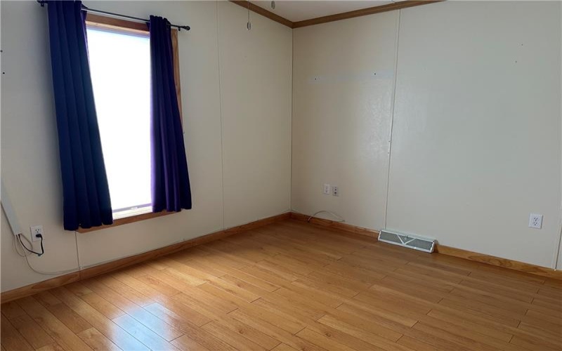 1021 St Clair St, Latrobe, 15650, 2 Bedrooms Bedrooms, 7 Rooms Rooms,2 BathroomsBathrooms,Residential,For Sale,St Clair St,1752950