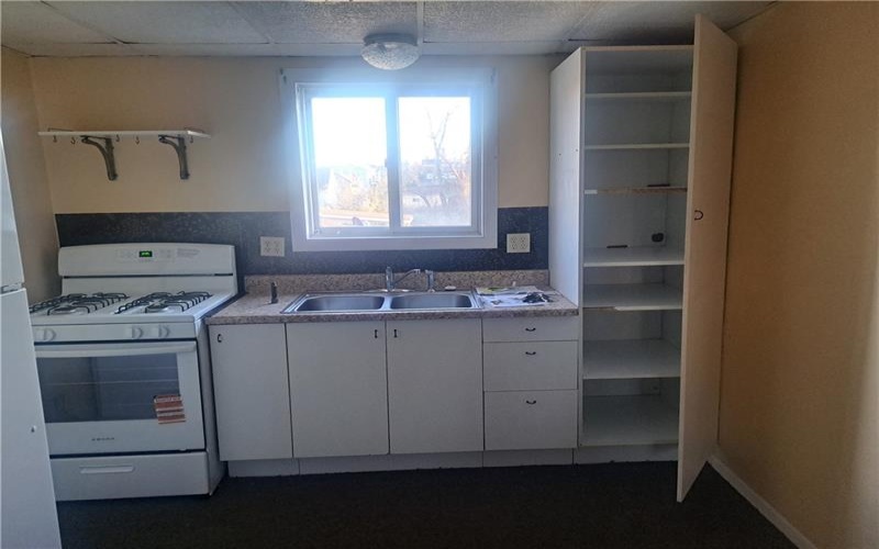 115 Water Street, 15461, 15461, ,Commercial-industrial-business,For Sale,Water Street,1752959