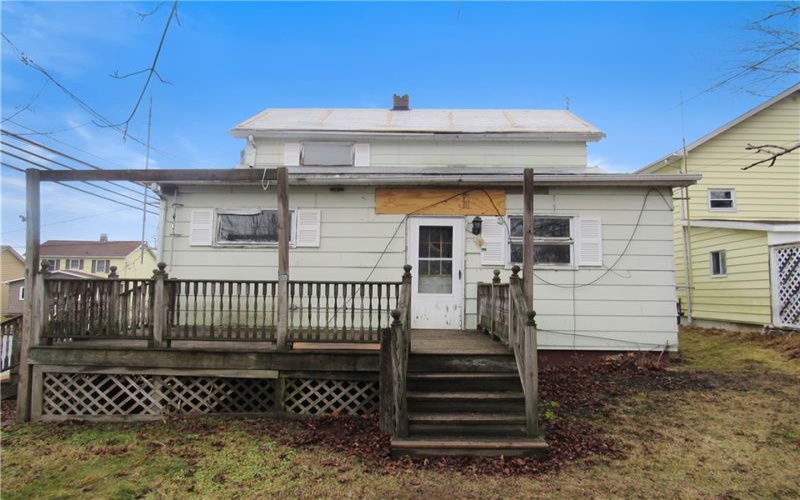 300 8th Street, Windber, 15963, 5 Bedrooms Bedrooms, 7 Rooms Rooms,1 BathroomBathrooms,Residential,For Sale,8th Street,1752978