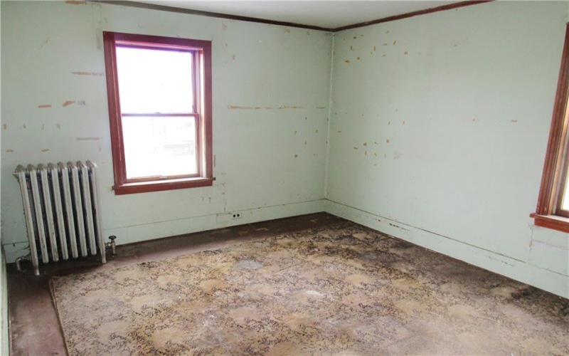 300 8th Street, Windber, 15963, 5 Bedrooms Bedrooms, 7 Rooms Rooms,1 BathroomBathrooms,Residential,For Sale,8th Street,1752978