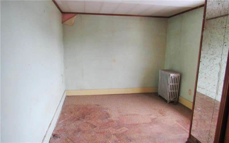 300 8th Street, Windber, 15963, 5 Bedrooms Bedrooms, 7 Rooms Rooms,1 BathroomBathrooms,Residential,For Sale,8th Street,1752978