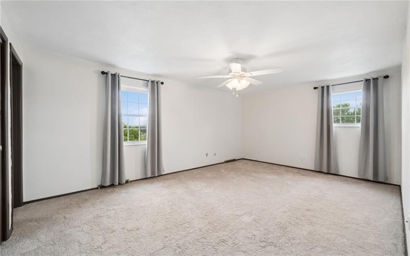 24 Waverly Drive, Greensburg, 15601, 3 Bedrooms Bedrooms, 11 Rooms Rooms,2.1 BathroomsBathrooms,Residential,For Sale,Waverly Drive,1753004