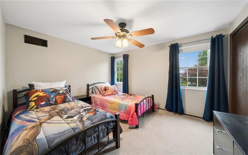 24 Waverly Drive, Greensburg, 15601, 3 Bedrooms Bedrooms, 11 Rooms Rooms,2.1 BathroomsBathrooms,Residential,For Sale,Waverly Drive,1753004