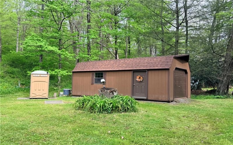321 Dark Hollow Rd, Confluence, 15424, 2 Bedrooms Bedrooms, 5 Rooms Rooms,1 BathroomBathrooms,Residential,For Sale,Dark Hollow Rd,1753020