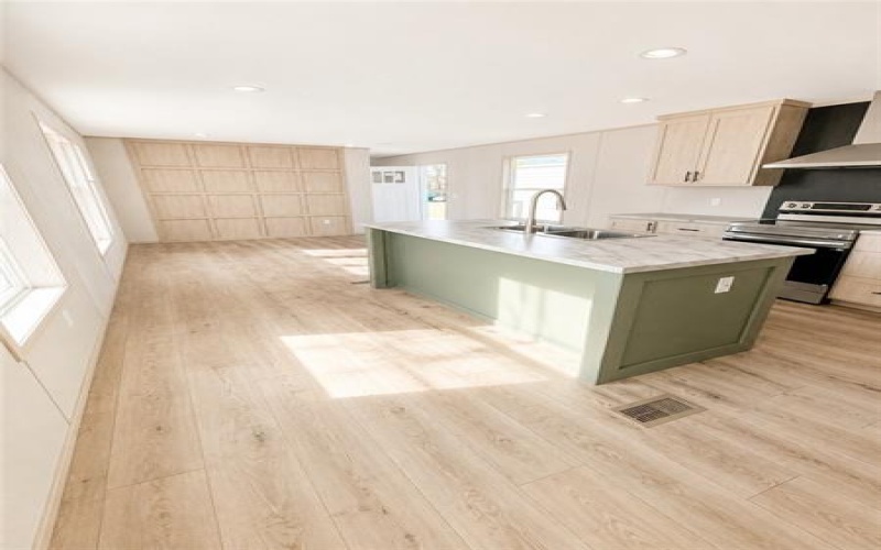 146 Roundtop Circle, Scottdale, 15683, 3 Bedrooms Bedrooms, ,2 BathroomsBathrooms,Residential,For Sale,Roundtop Circle,1753025