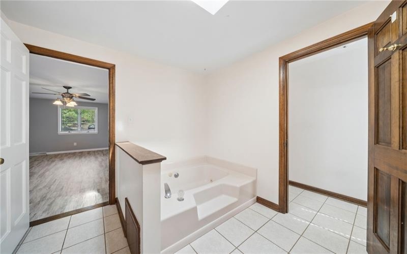 153 Oakwood Road, McMurray, 15317, 4 Bedrooms Bedrooms, 12 Rooms Rooms,3.1 BathroomsBathrooms,Residential,For Sale,Oakwood Road,1753040
