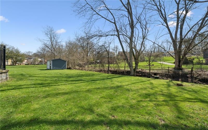 153 Oakwood Road, McMurray, 15317, 4 Bedrooms Bedrooms, 12 Rooms Rooms,3.1 BathroomsBathrooms,Residential,For Sale,Oakwood Road,1753040